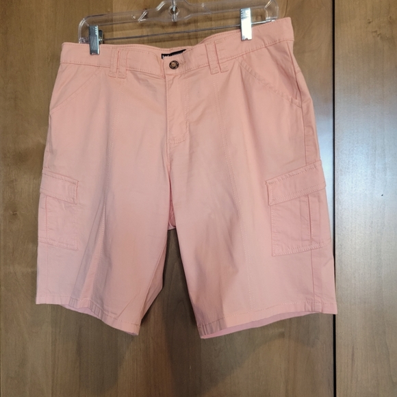 Women's Shorts Size 10 - Picture 1 of 1